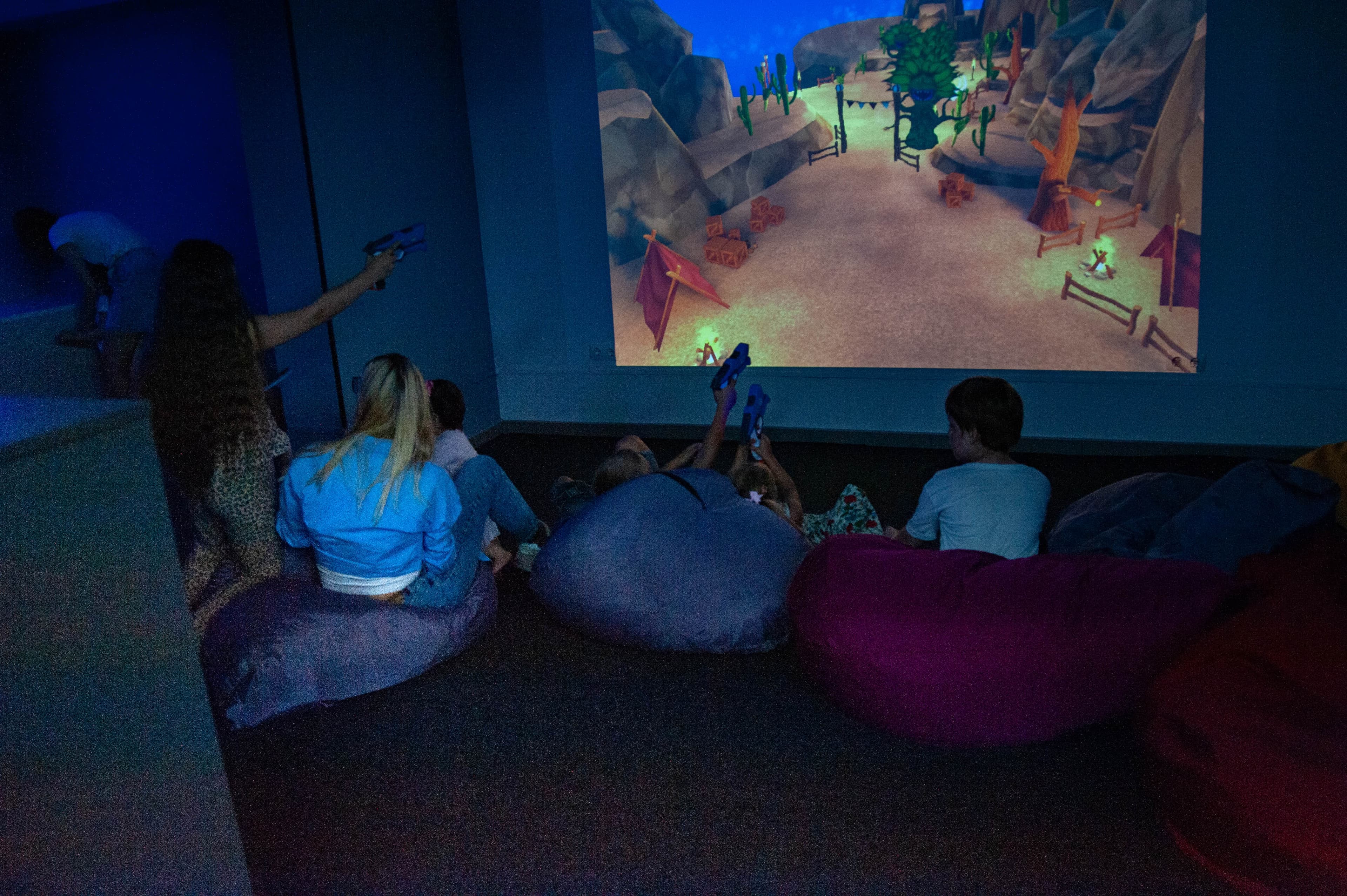 Kolo Playground Atmosphere